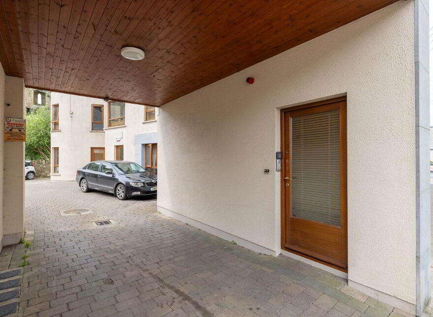 Apt 2, Castle Yard, Ferns, Y21T2F5