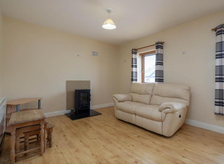 Apt 2, Castle Yard, Ferns, Y21T2F5