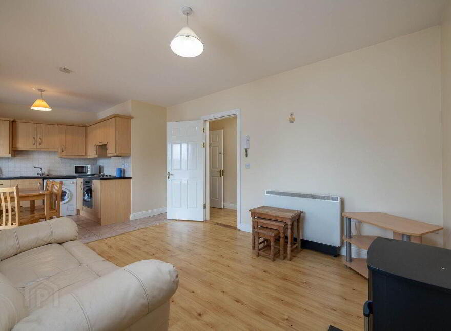 Apt 2, Castle Yard, Ferns, Y21T2F5