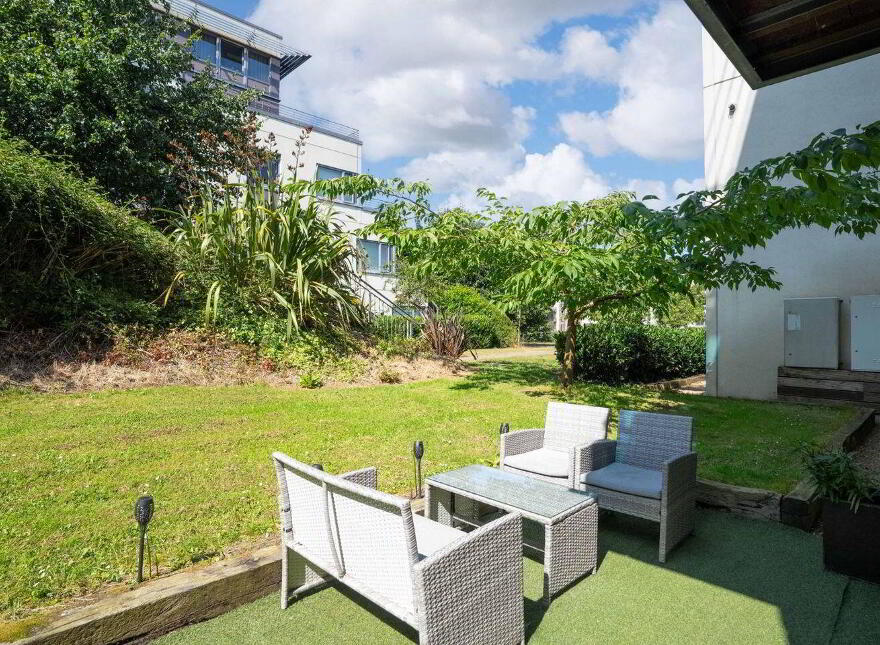 1 Carleton House, Brennanstown Square, Cabinteely, Cabinteely, D18DX61