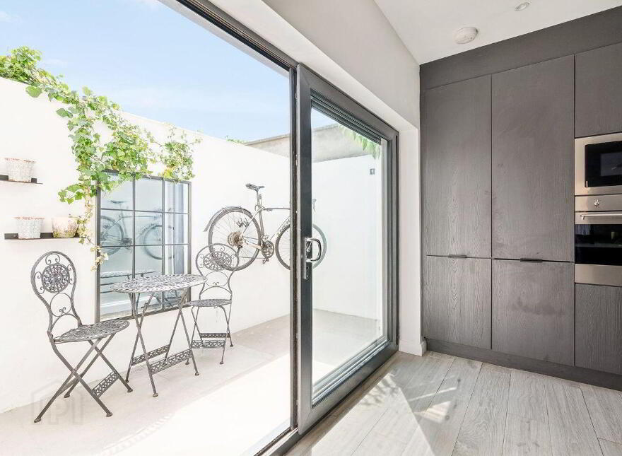 9 Gulistan Place, Ranelagh, D06R5Y9