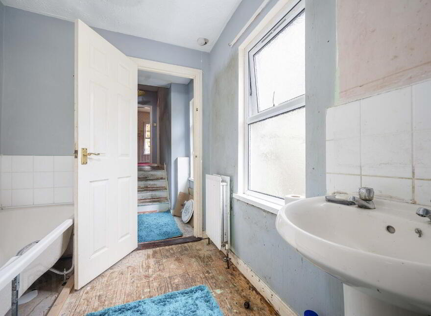 16 Westcott Street, Belfast, BT5 5BN