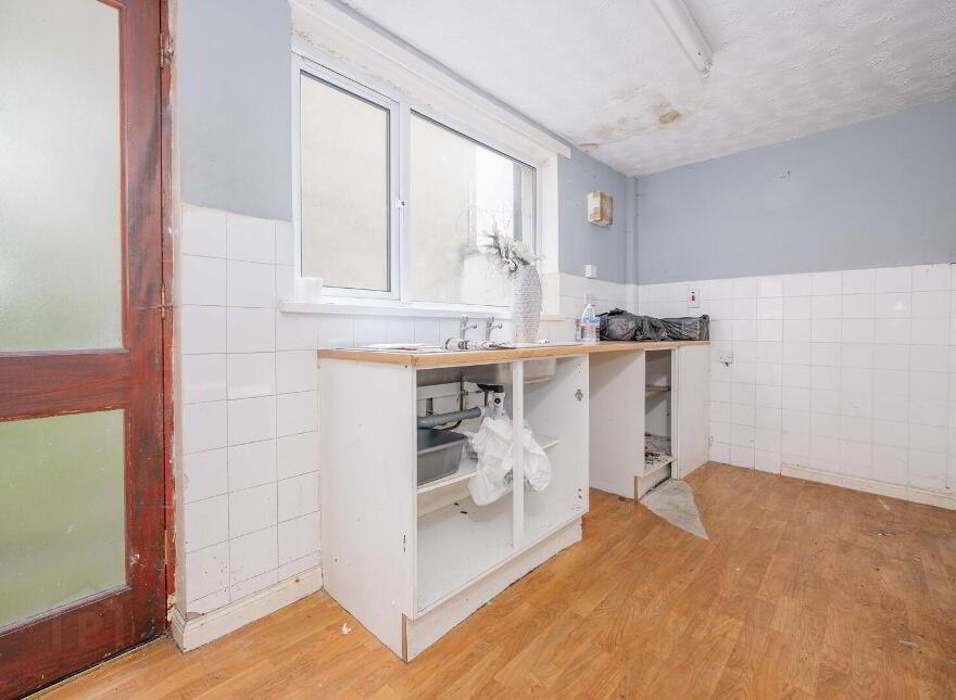 16 Westcott Street, Belfast, BT5 5BN