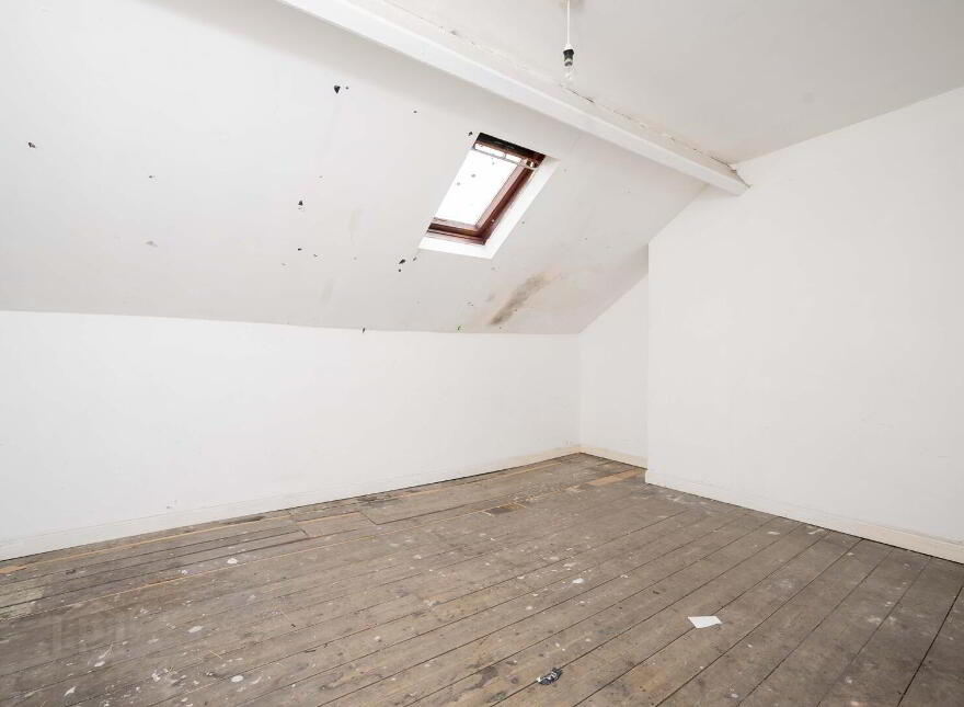 16 Westcott Street, Belfast, BT5 5BN