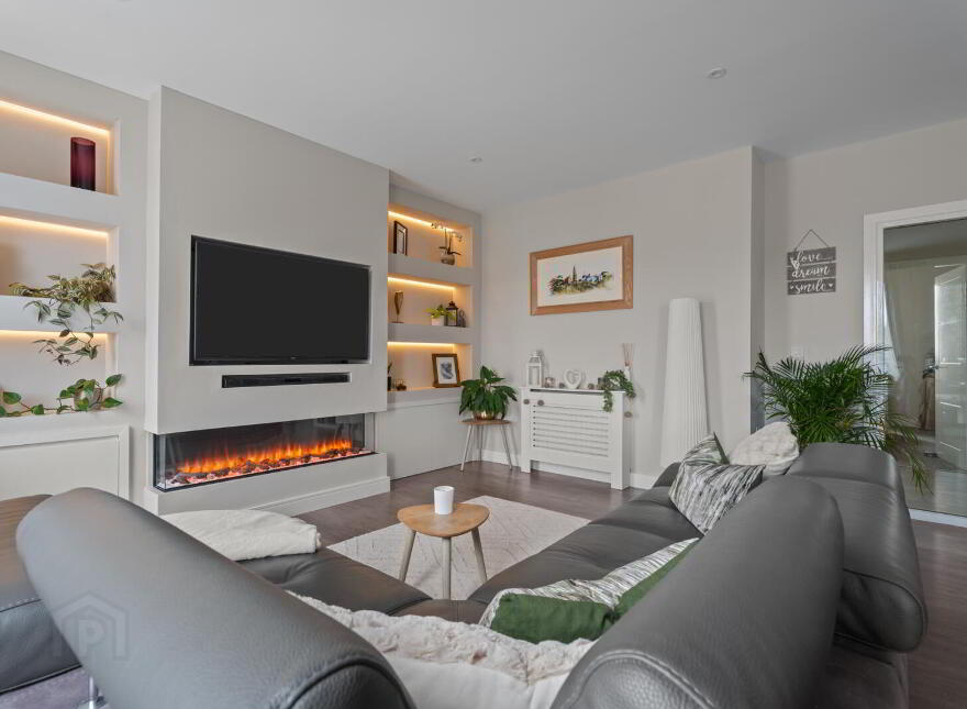 32 Little Enler Crescent, Comber, Newtownards, BT23 5US