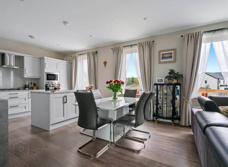32 Little Enler Crescent, Comber, Newtownards, BT23 5US