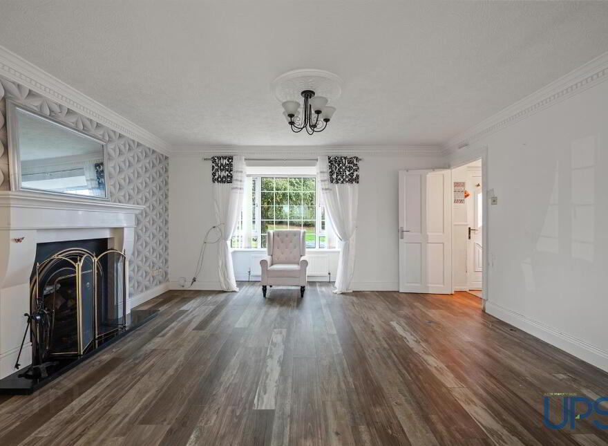 21 Lagmore Drive, Stewartstown Road, Dunmurry, Belfast, BT17 0TG