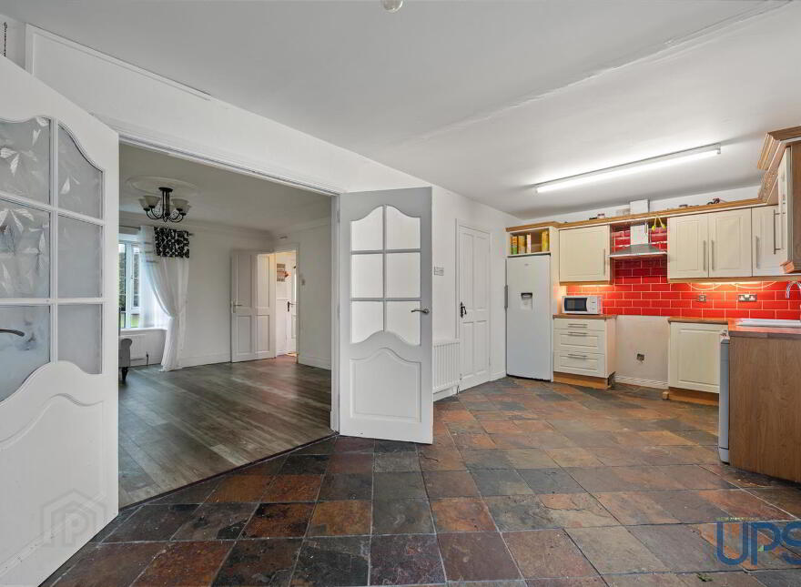 21 Lagmore Drive, Stewartstown Road, Dunmurry, Belfast, BT17 0TG