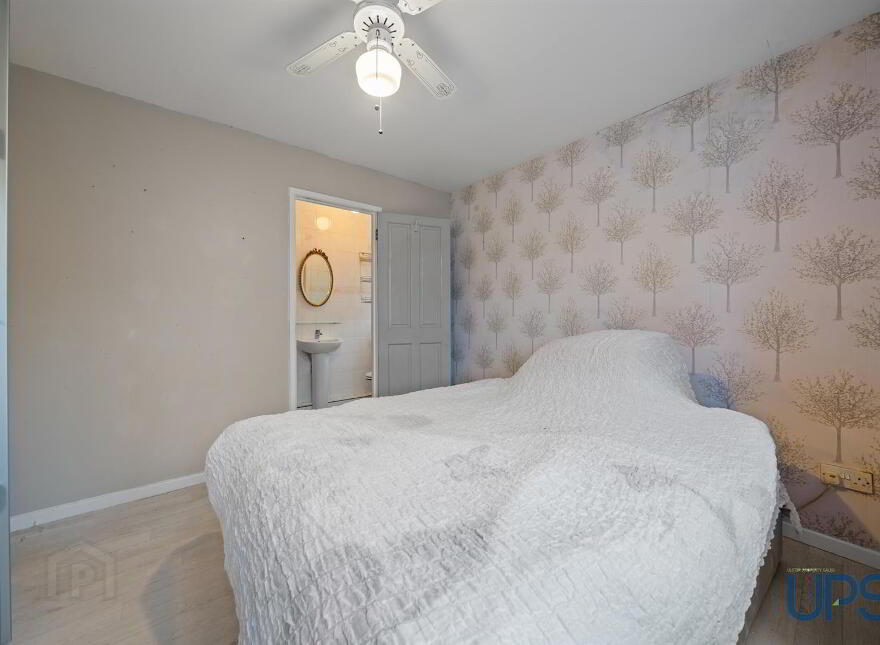 21 Lagmore Drive, Stewartstown Road, Dunmurry, Belfast, BT17 0TG
