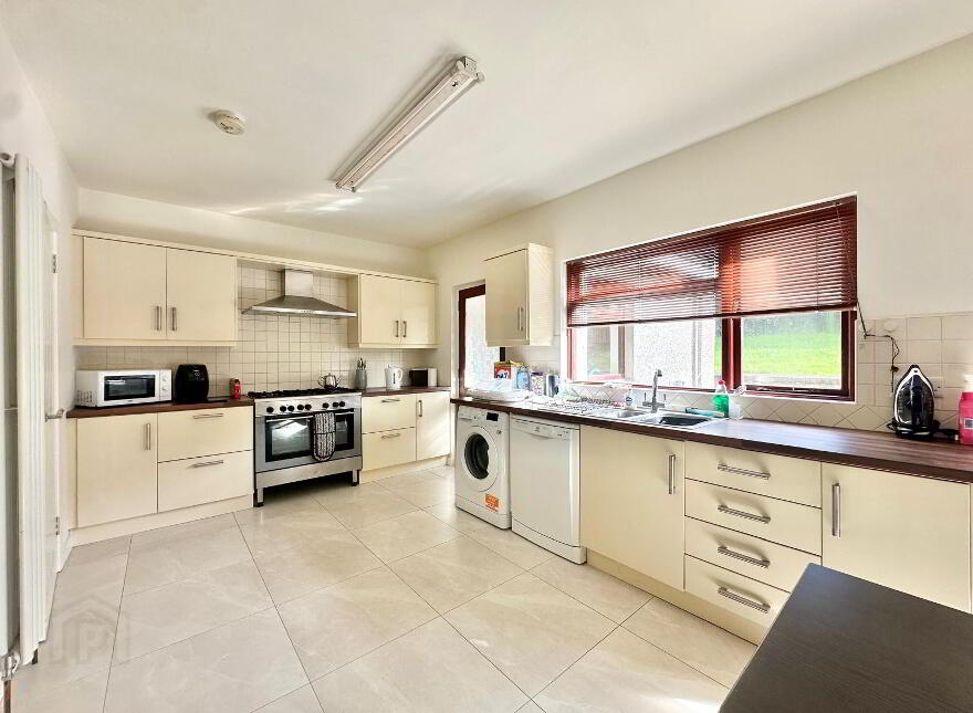 9 Crewe Drive, Maghera, BT46 5EZ
