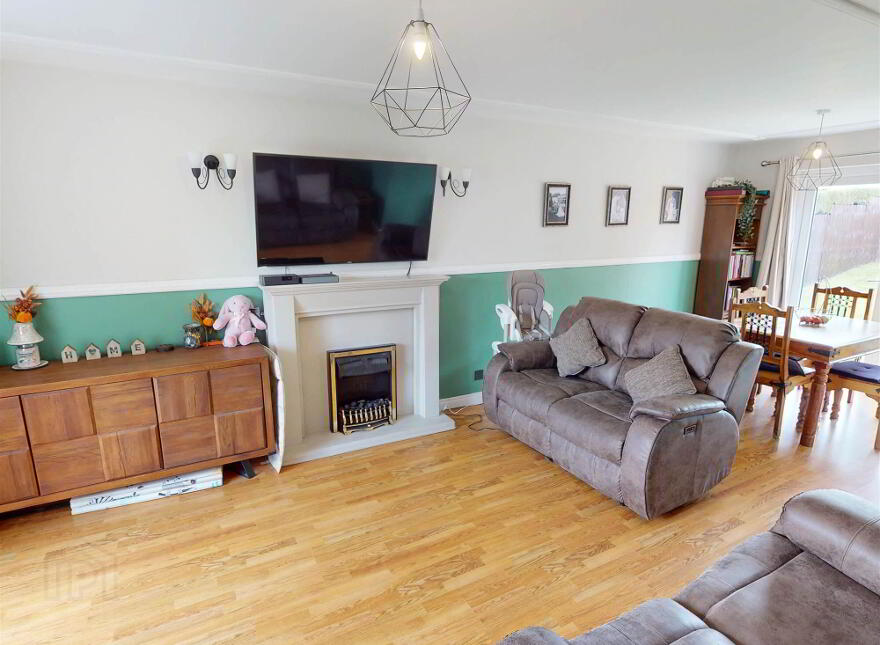 23 Knightsbridge, Lisburn, BT28 3DG