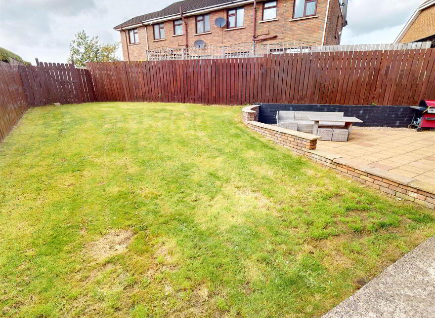 23 Knightsbridge, Lisburn, BT28 3DG