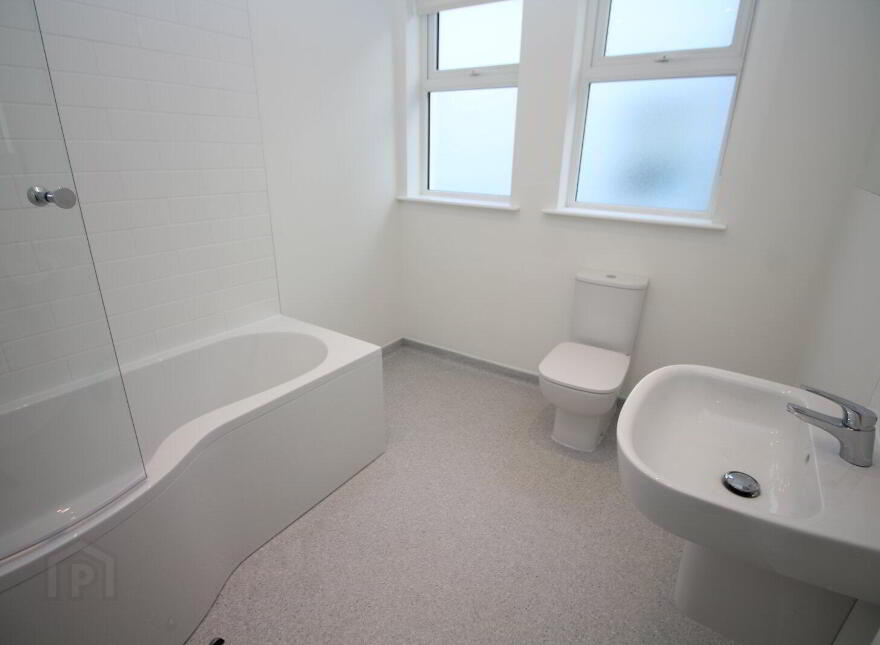 Apartment 2 3D Market Place, Carrickfergus, BT38 7AW