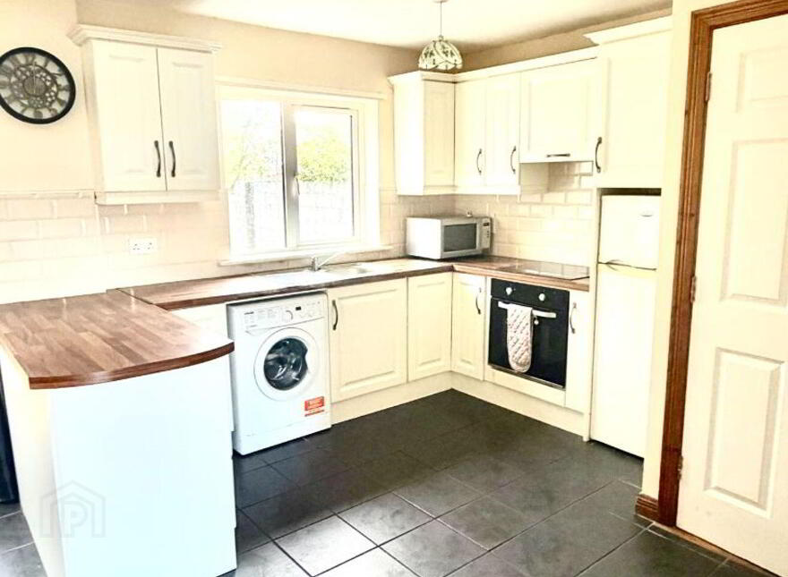 129 Manor Village, Westport Road, Castlebar, F23RR25