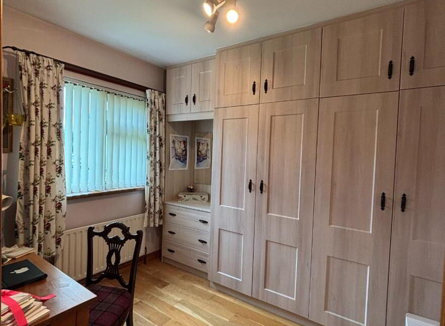 10 Carrick Close, Burren, Warrenpoint, Newry, BT34 3AT