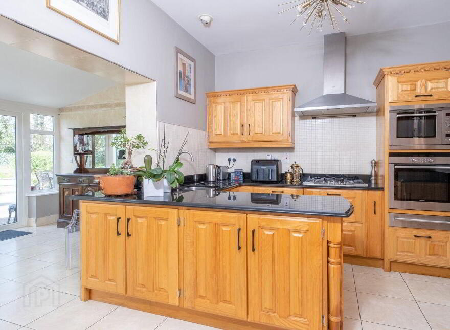 Castlepark House, Clogharevaun, Carrowkeel, H65K003