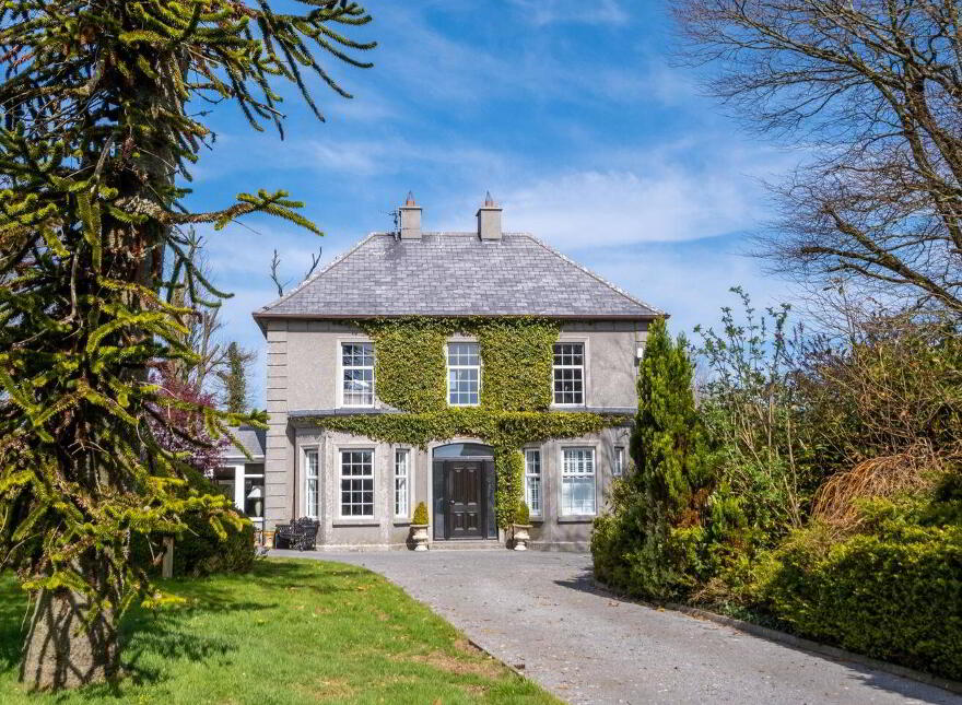 Castlepark House, Clogharevaun, Carrowkeel, H65K003