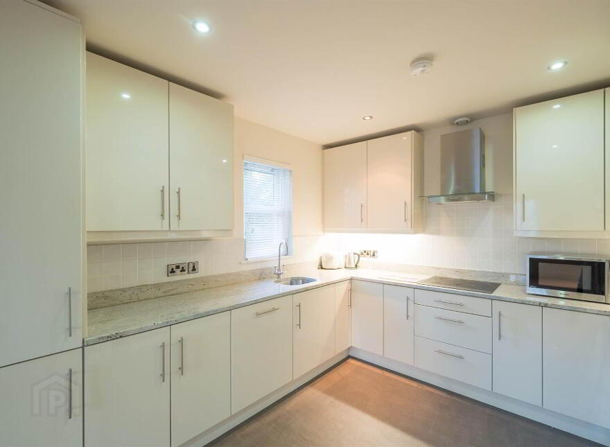 33 Sandown Manor, 84a Sandown Road, Belfast, BT5 6GQ