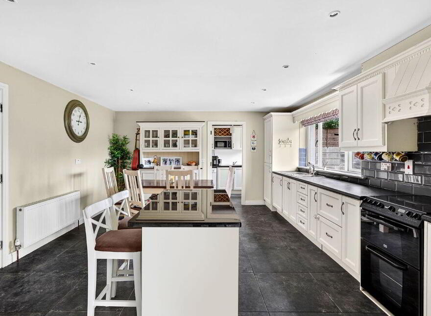 Market Hill, Ballymore, Athlone, N91F2R2