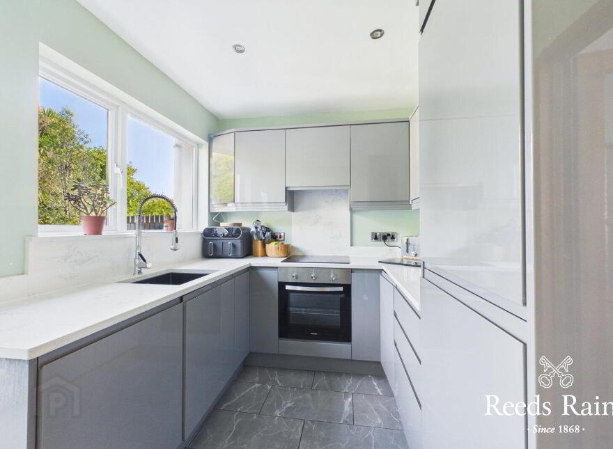 234 Glenkeen Avenue, Greenisland, Carrickfergus, BT38 8SW