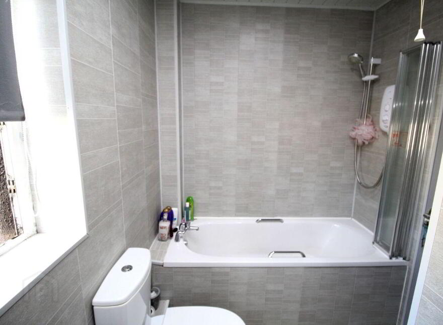 29 Corry Park, Newtownforbes, N39F251
