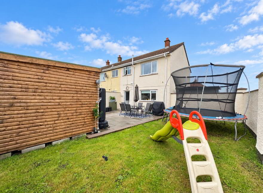 2 Cedar Park, Carrickfergus, BT38 8DU