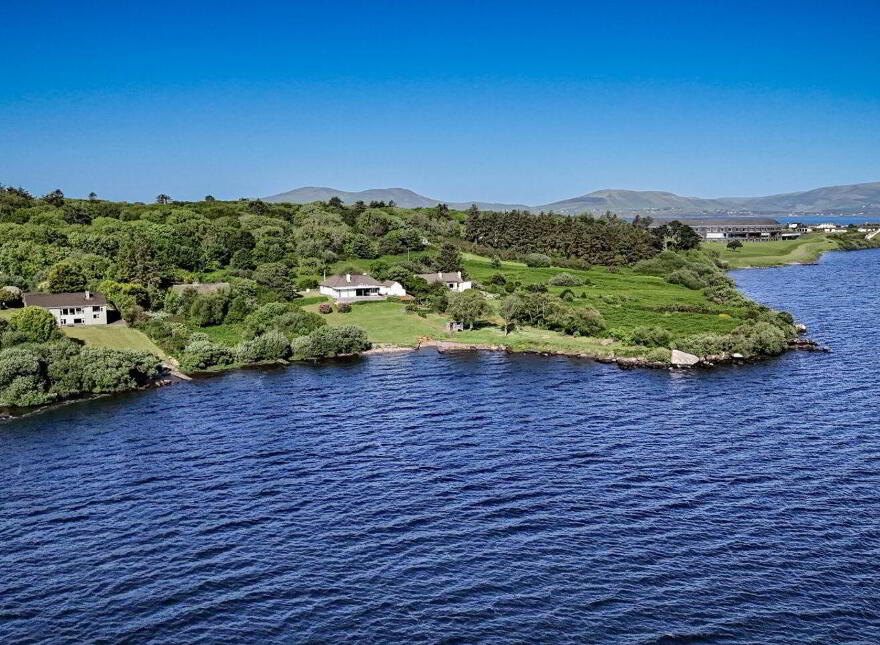 Ballybrack, Ballybrack, V23FP23