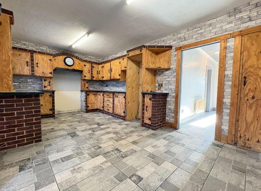 35 Manor View Park, Letterkenny, F92EKP4
