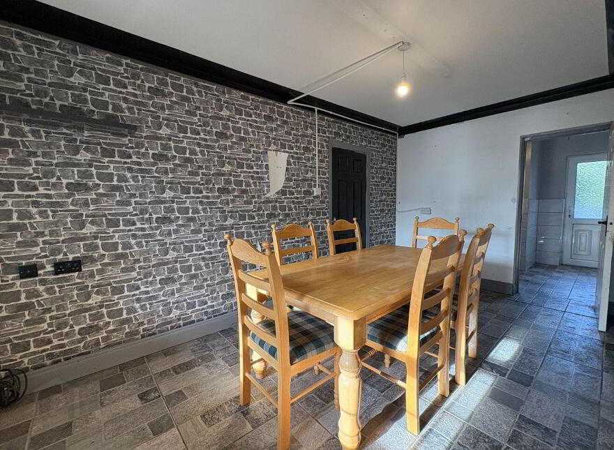 35 Manor View Park, Letterkenny, F92EKP4
