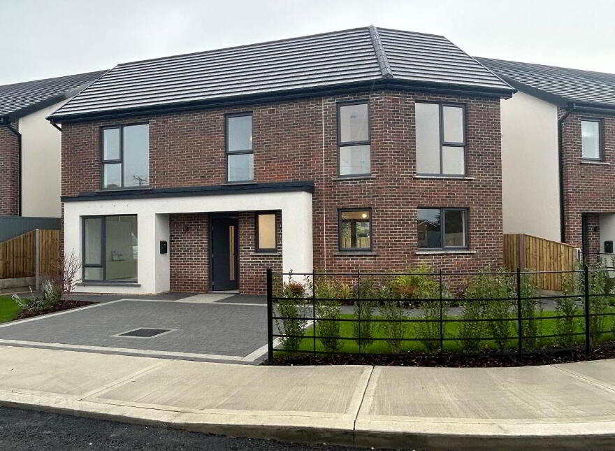 123 Chapel Park, Kinnegad photo