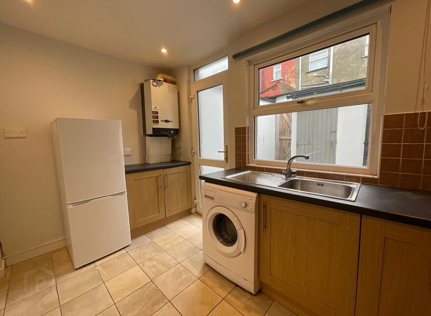 41 Oakley Street, Belfast, BT14 8BL