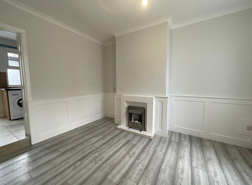 41 Oakley Street, Belfast, BT14 8BL