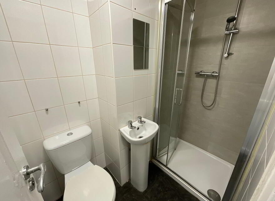 41 Oakley Street, Belfast, BT14 8BL