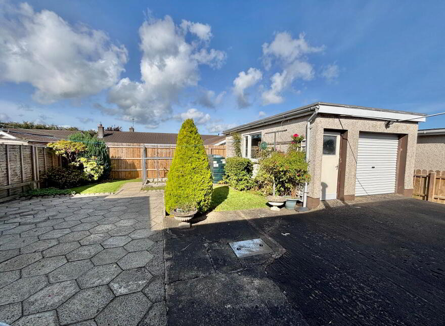 9 Mountfield Drive, Coleraine, BT52 1TW