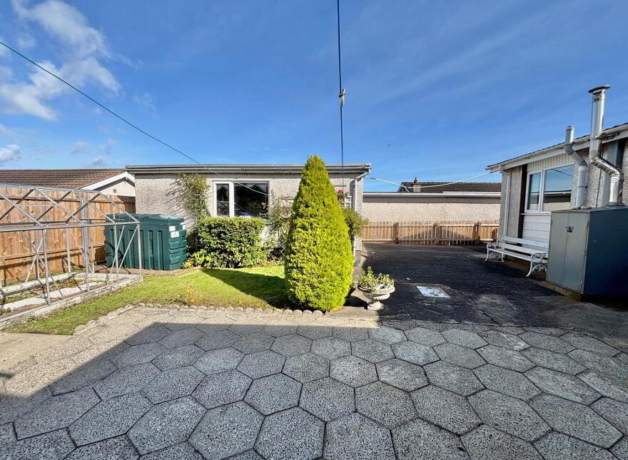 9 Mountfield Drive, Coleraine, BT52 1TW
