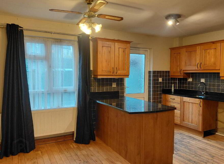 10 Emmet Street, Tipperary Town, E34HY77