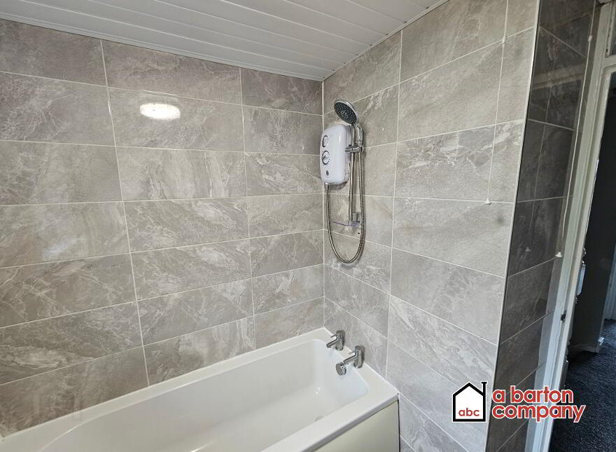 31 O'Neill Road, Rathcoole, Newtownabbey, BT36 6BZ