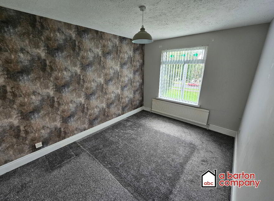 31 O'Neill Road, Rathcoole, Newtownabbey, BT36 6BZ
