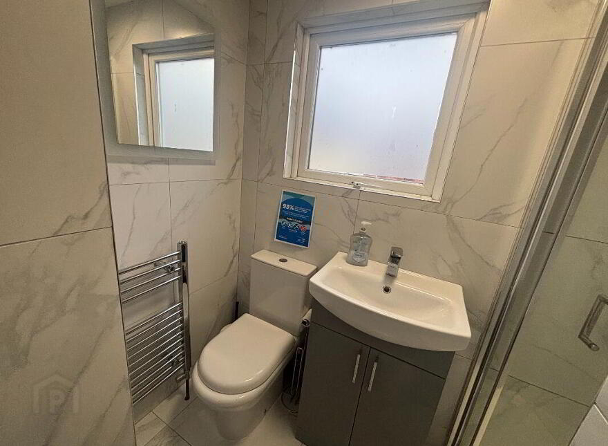 Apt 5, 31 Wellington Park, Belfast, BT9 6DL