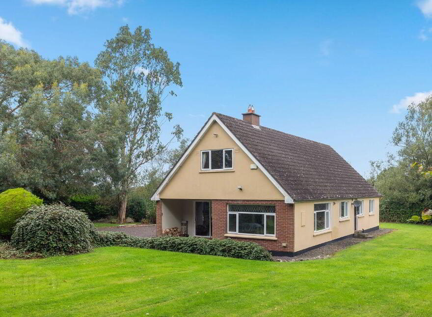 Menagerie Manor, Hedge Road, Garristown, A42RY73