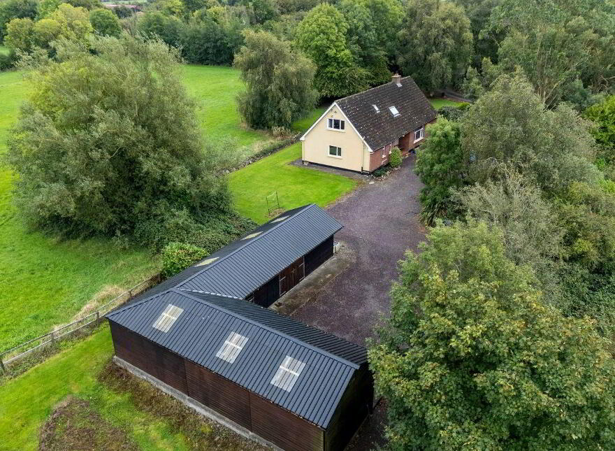 Menagerie Manor, Hedge Road, Garristown, A42RY73