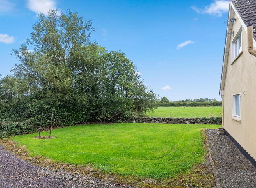 Menagerie Manor, Hedge Road, Garristown, A42RY73