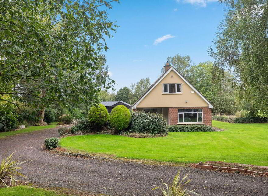 Menagerie Manor, Hedge Road, Garristown, A42RY73