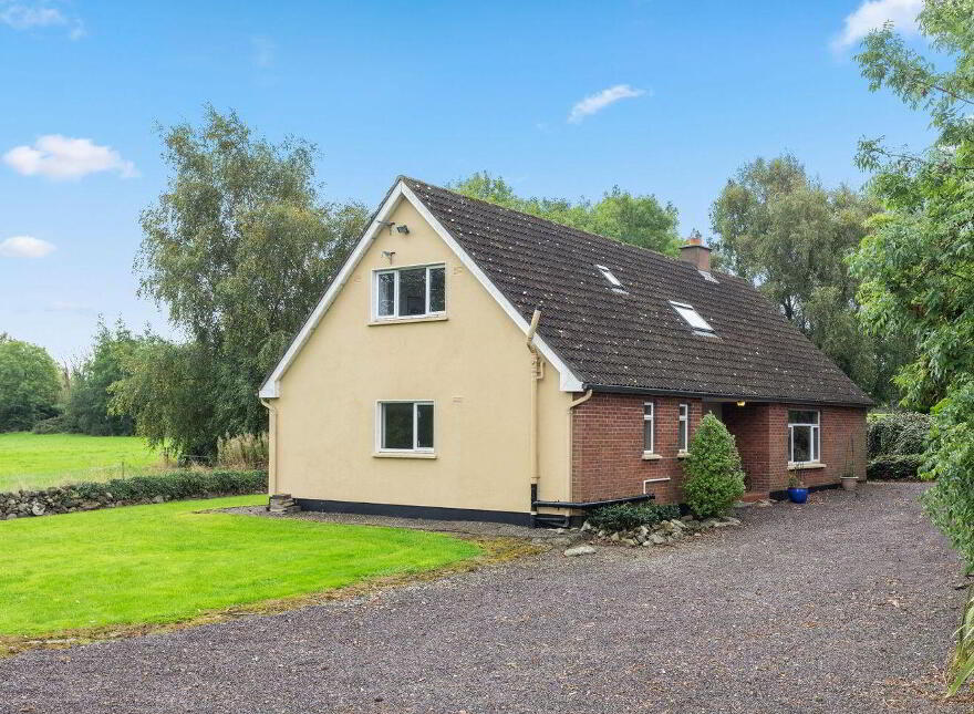 Menagerie Manor, Hedge Road, Garristown, A42RY73