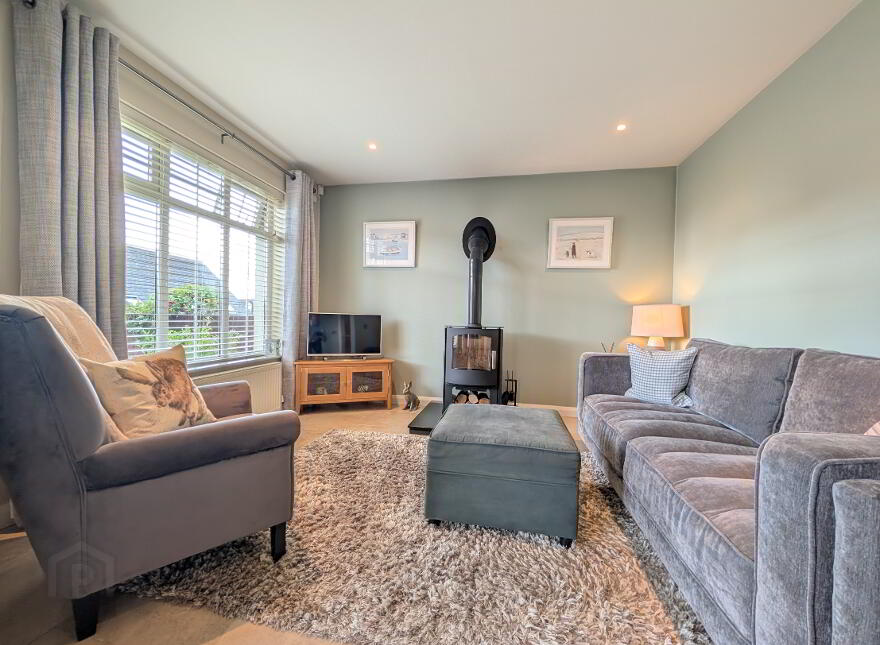 25 Tollymore Brae, Newcastle, BT33 0GT
