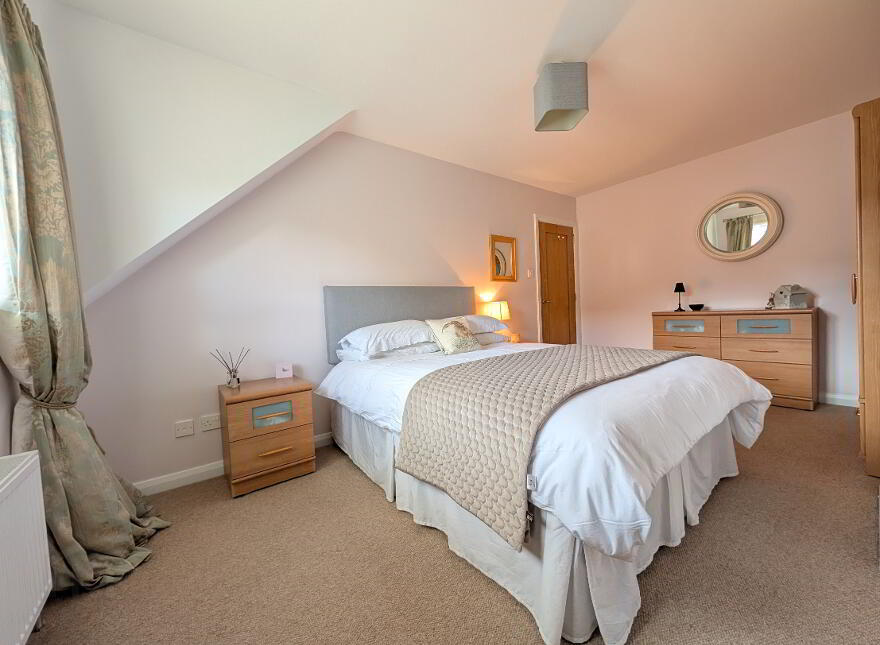 25 Tollymore Brae, Newcastle, BT33 0GT