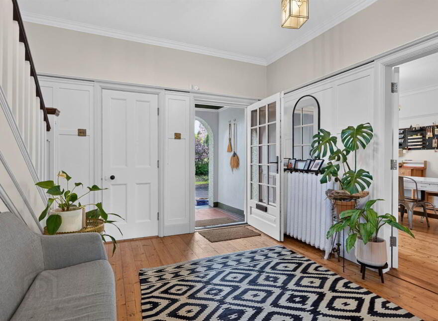 9 Osborne Park, Off Malone Road, Belfast, BT9 6JN