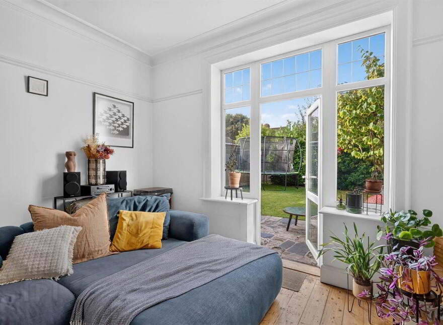 9 Osborne Park, Off Malone Road, Belfast, BT9 6JN