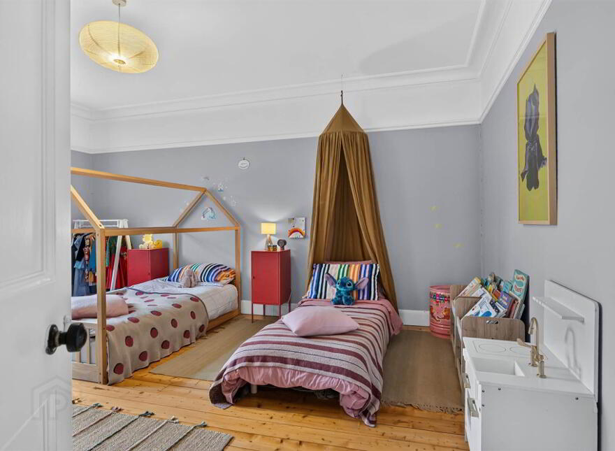 9 Osborne Park, Off Malone Road, Belfast, BT9 6JN