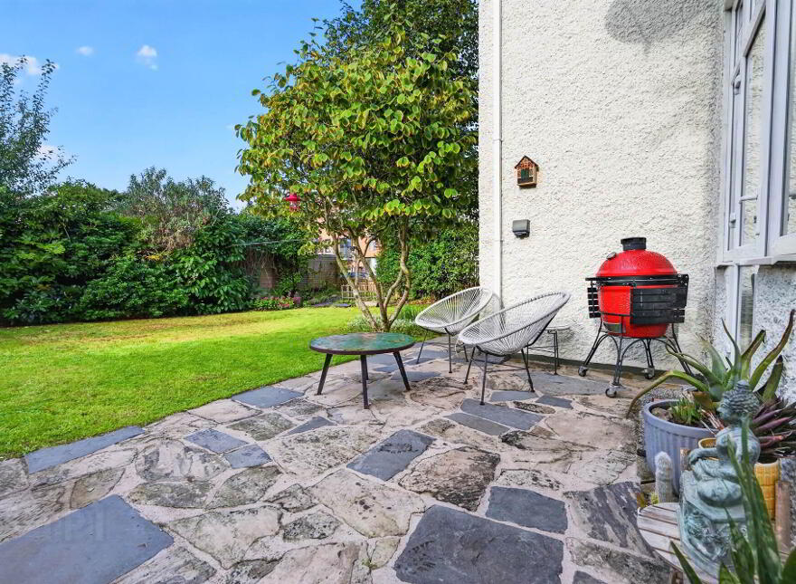 9 Osborne Park, Off Malone Road, Belfast, BT9 6JN